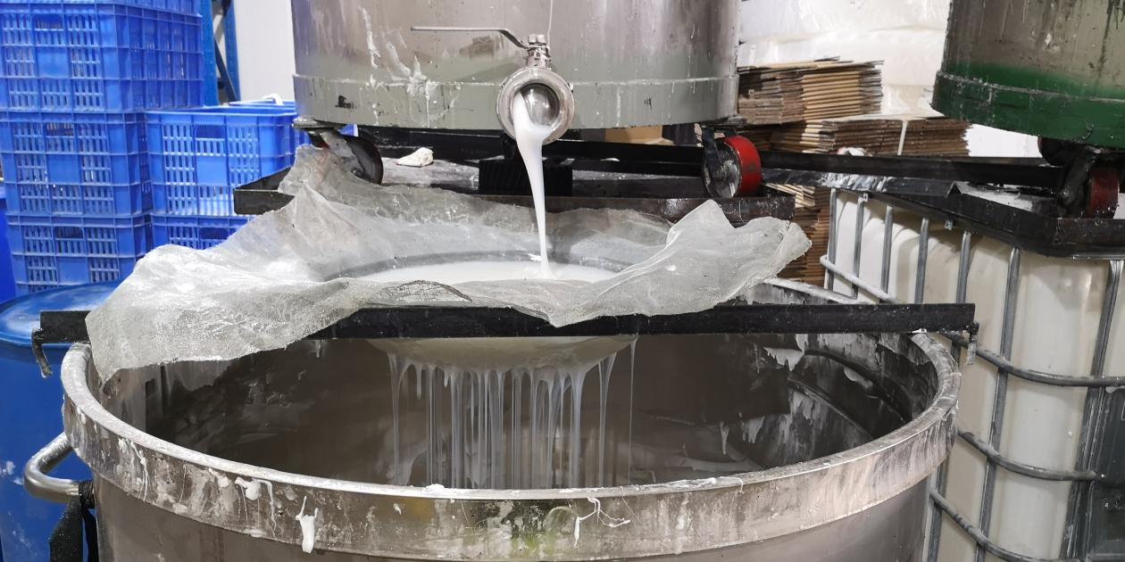 模具硅膠一點(diǎn)雜質(zhì)都不存在現(xiàn)實(shí)嗎？